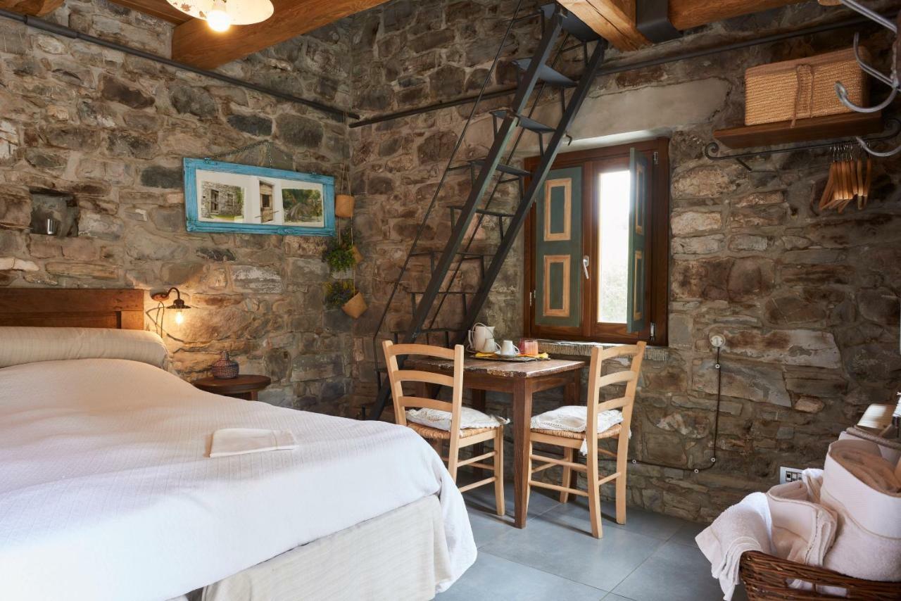 Mulino Marghen - Restored Watermill - Accomodation And Retreat Center Zeri Exterior foto